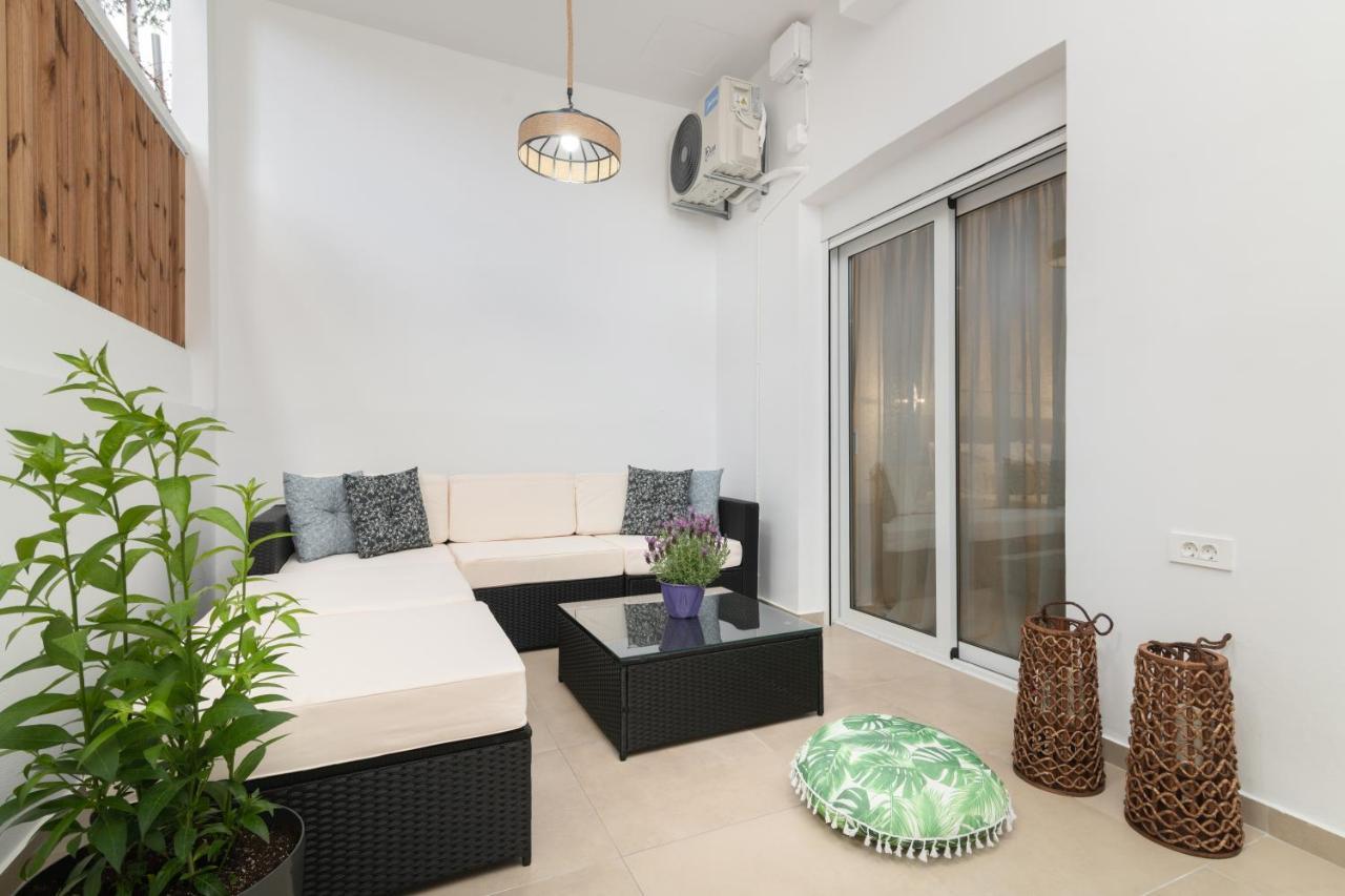 Apartment Sense Deluxe *